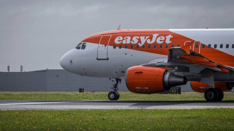 EasyJet cancels 1,700 flights this summer due to ‘air traffic control delays’