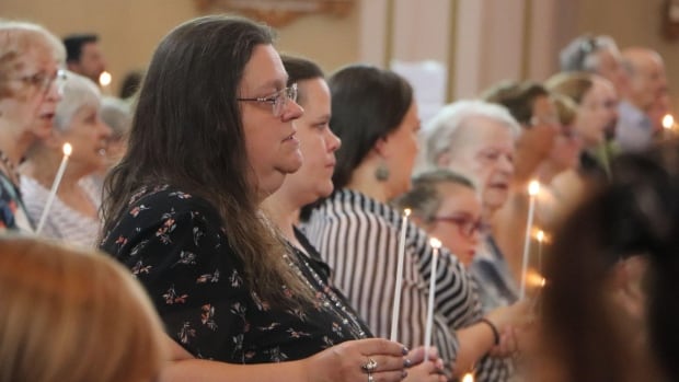 In Lac-Mégantic, bells ring out 47 times for lives lost in rail disaster