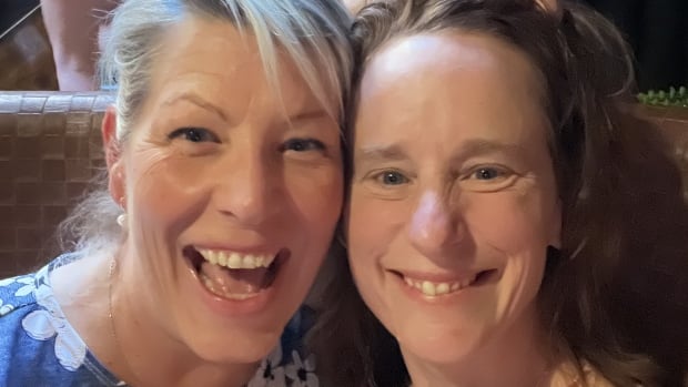 I messaged my high school bully 35 years later — and we’re now friends