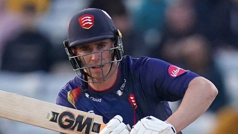 Vitality Blast: Dan Lawrence hits fifty as Essex edge Birmingham in thrilling quarter-final to book Finals Day spot | Cricket News