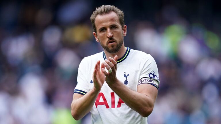 Harry Kane: Bayern Munich not giving up on trying to sign Tottenham striker – Sky in Germany | Transfer Centre News