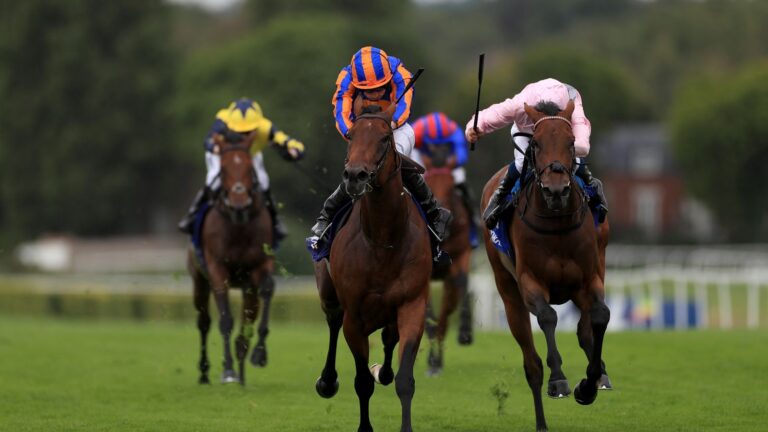 Coral-Eclipse: Paddington lands Sandown Group One after being pushed all the way by Emily Upjohn | Racing News