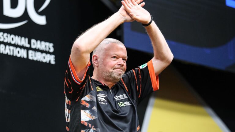 World Grand Prix: Nathan Aspinall, Raymond van Barneveld, James Wade suffer early exits on opening night | Darts News