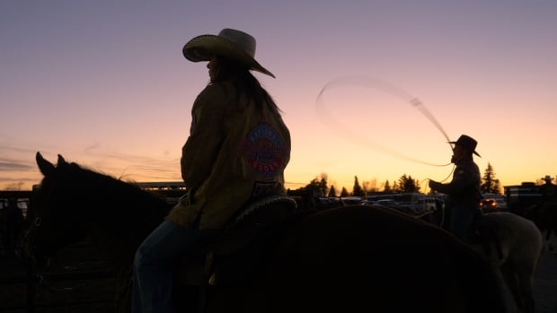 Riding high and blazing trails: Sask. twin sisters succeeding in rodeo together