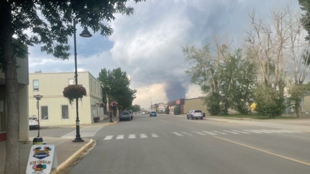 Parts of Alberta under emergency alert due to tornado