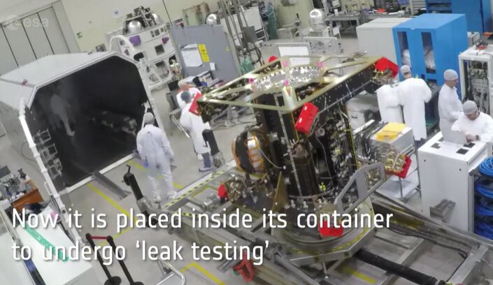 Hera Propulsion Module leak test, in time-lapse