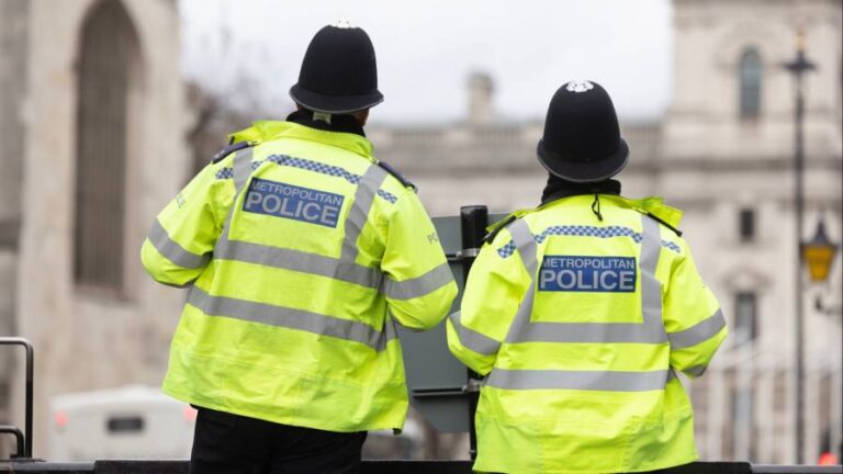 Police chiefs given powers to sack rogue officers automatically in England and Wales