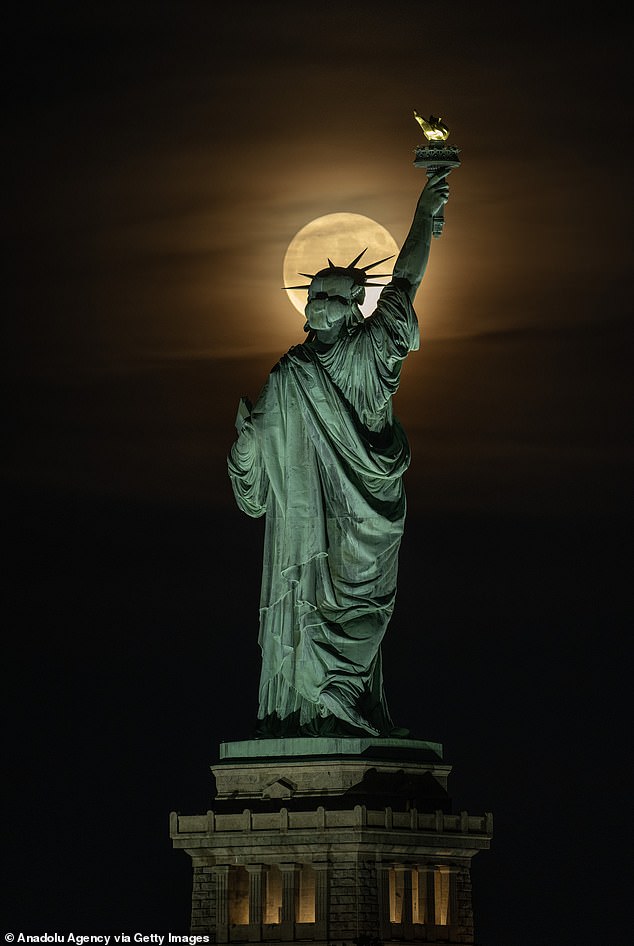 Watch out for werewolves! Rare Super Blue Moon dazzles stargazers across the world