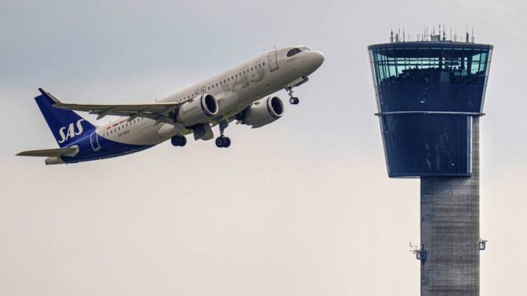 Air traffic controllers shortage dents airlines’ post-lockdown recovery