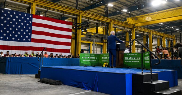 On the Economy, Biden Struggles to Convince Voters of His Success