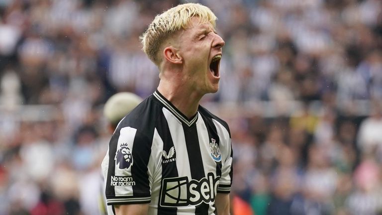 Anthony Gordon celebrates his goal against Liverpool