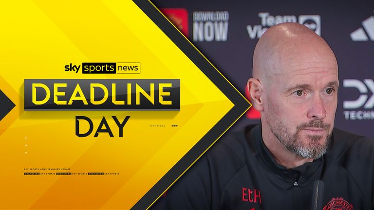 Erik ten Hag speaks to the media