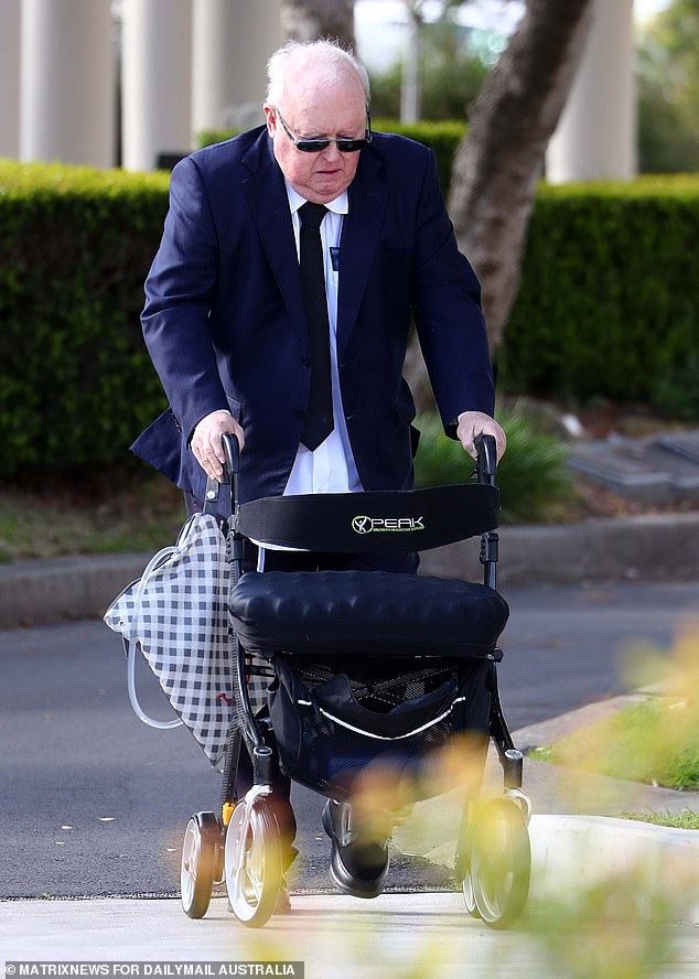 Former Senator Graham Richardson was amongst the mourners at the funeral of Gayle Rivkin