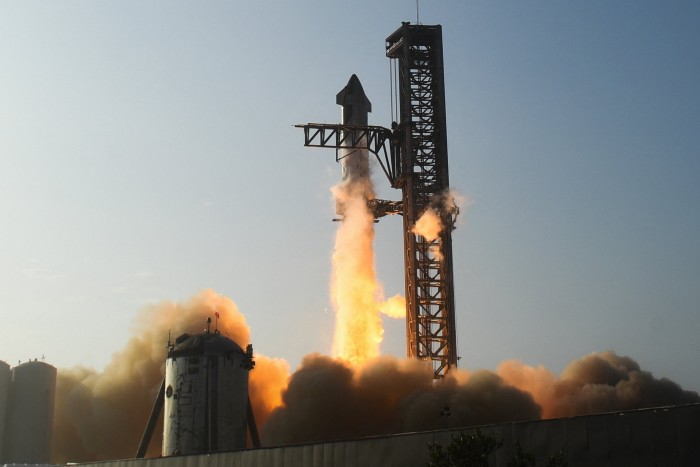 A SpaceX Starship lifts off from the launchpad during a test flight test from Boca Chica, Texas, in April