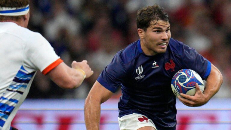 Antoine Dupont: France captain returns to Rugby World Cup squad after surgery on broken cheekbone | Rugby Union News