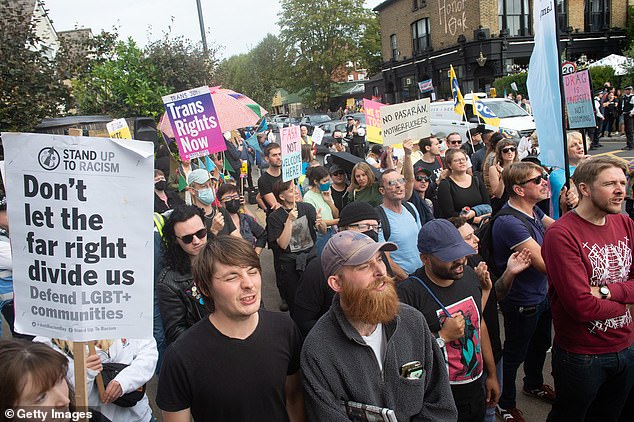 Those supporting the Honour Oak pub held posters and chanted at the protesters