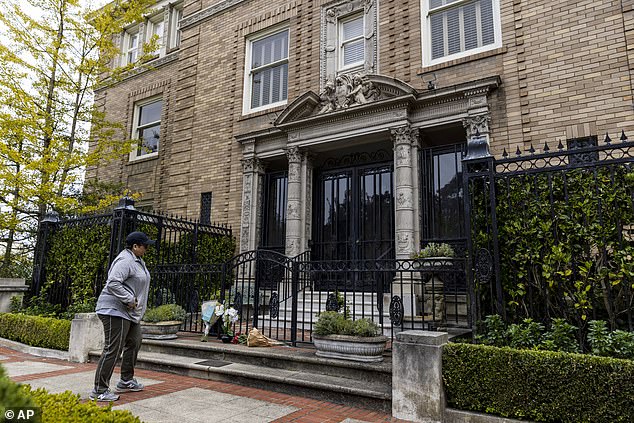 Bouquets of flowers were left outside her San Francisco mansion following the trailblazing senator's death