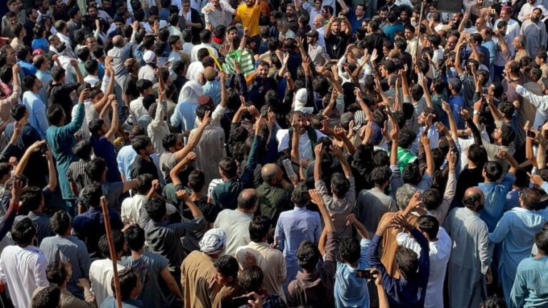 Surge in electricity costs triggers Pakistan protests