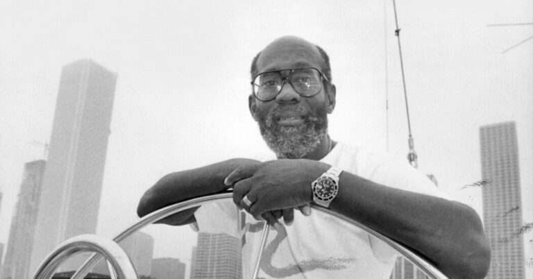 Bill Pinkney, Globe-Circling Sailor Who Set a Racial Mark, Dies at 87