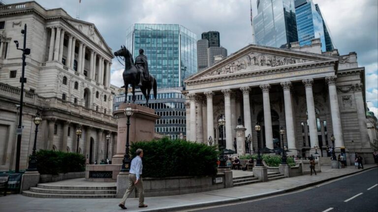 UK businesses’ inflation and wage expectations ease in August