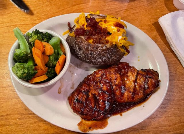 texas roadhouse bbq chicken