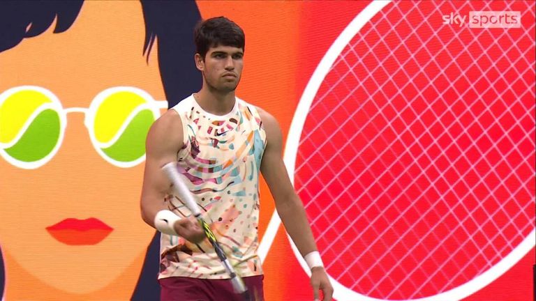 ‘Look at this!’ | Carlos Alcaraz shows off impressive racket skills during timeout | Video | Watch TV Show