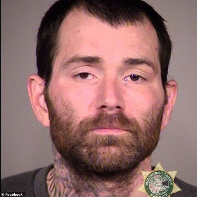 Portland fugitive Christopher Lee Pray, who escaped psychiatric hospital in handcuffs, belly chain and SHACKLES is fished out of pond after getting trapped in mud up to his armpits