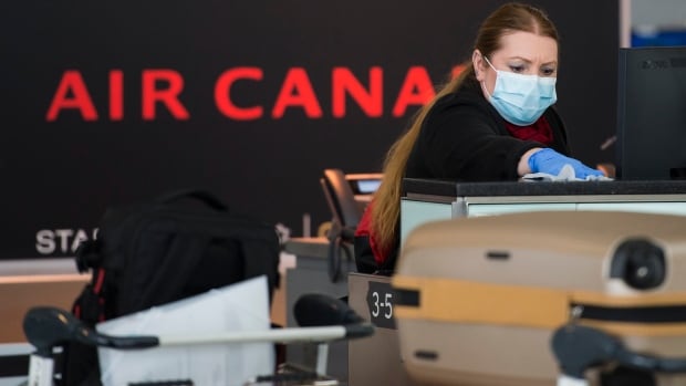 Public health agency probing viral vomit incident on Air Canada flight