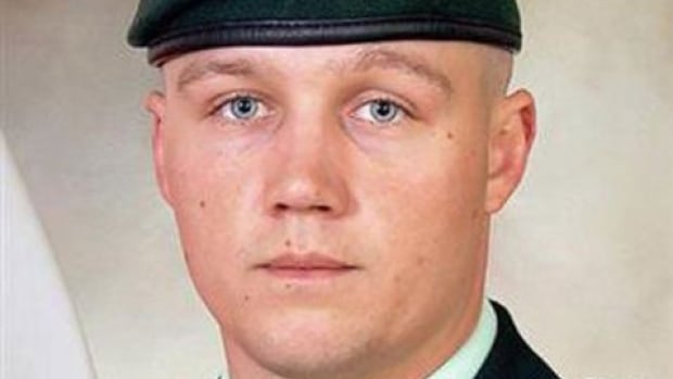 Soldier praised for heroism in Afghanistan dies