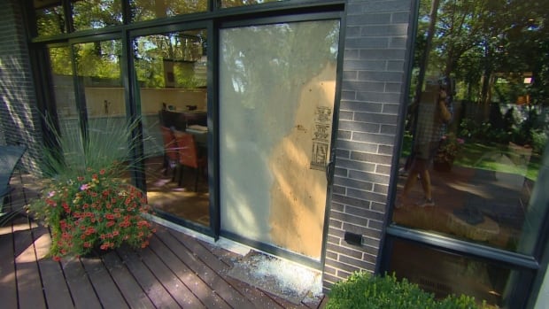 Security footage captures elaborate burglary at North York home