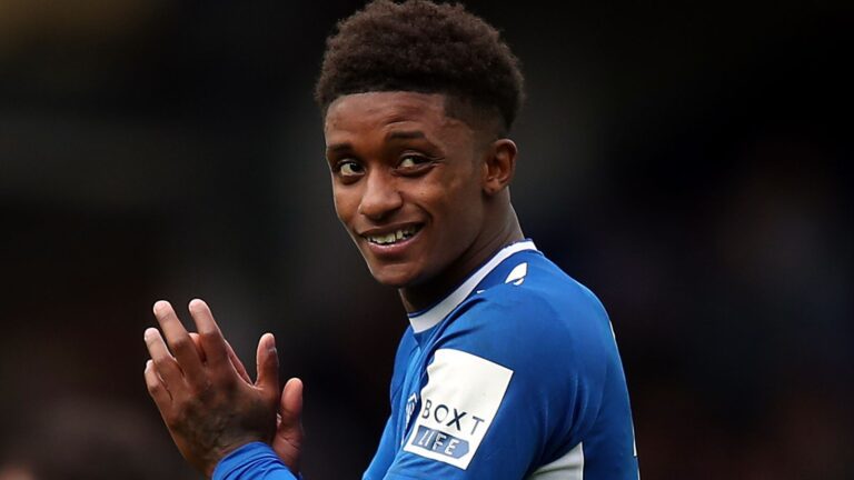 Demarai Gray: Everton winger joins Steven Gerrard’s Saudi Pro League side Al Ettifaq in £10m deal | Transfer Centre News