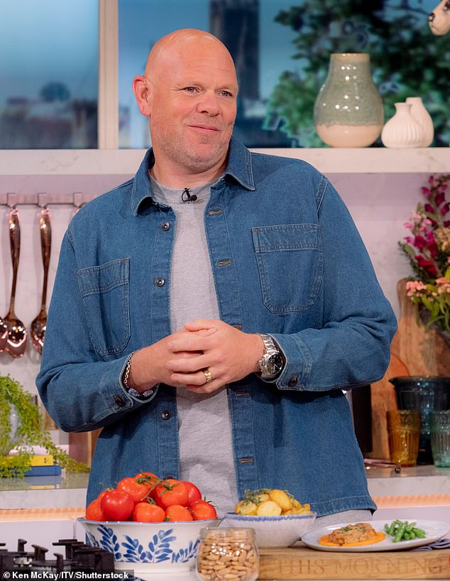 Celebrity chef Tom Kerridge calls on Brits to go to their nearest boozer TWICE a week to ‘save the industry’ – but charges a whopping £35 for fish and chips at his restaurant!