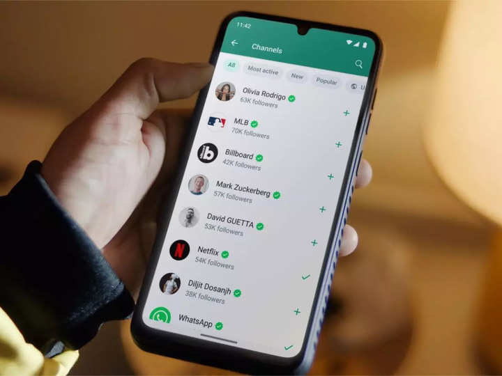 How to share channel updates on WhatsApp