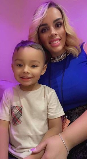 Texas mom, Jessica Weaver, 35, let three year-old son, Anthony Leo Malave, DROWN at water park while she spent an hour on her phone without looking up and singing along to music, witnesses claim