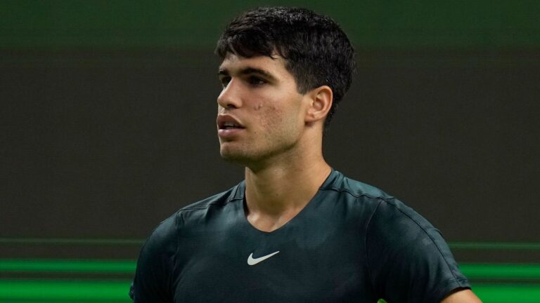 Carlos Alcaraz in shock defeat to Roman Safiullin at Paris Masters, loses opening match for first time in 2023 | Tennis News