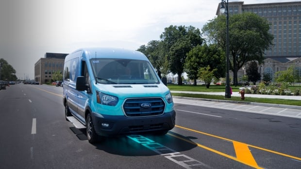 This Detroit street can charge EVs as they drive