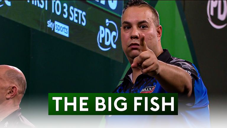 Jermaine Wattimena fired in this 170 checkout in his defeat to Martin Schindler