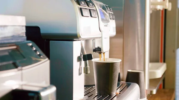 Are hospital coffee machines responsible for spreading pathogens?