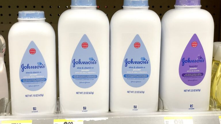 Johnson & Johnson to settle talc baby powder probe