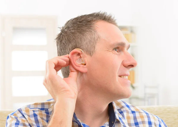 Wearing Hearing Aids Linked to Longer Life – Study