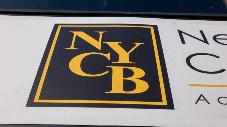 Shares of NYCB fall 14% after bank discloses ‘internal controls’ issue, CEO change