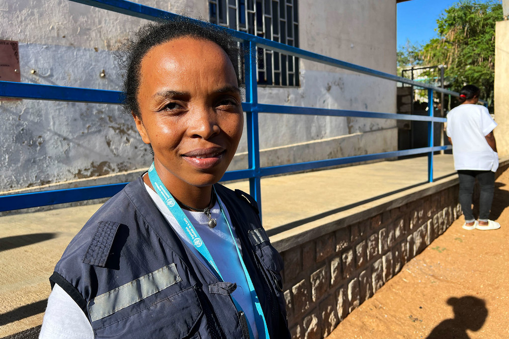 WHO’s Henrielle Emasignavy at the Androy Regional Referral Hospital.