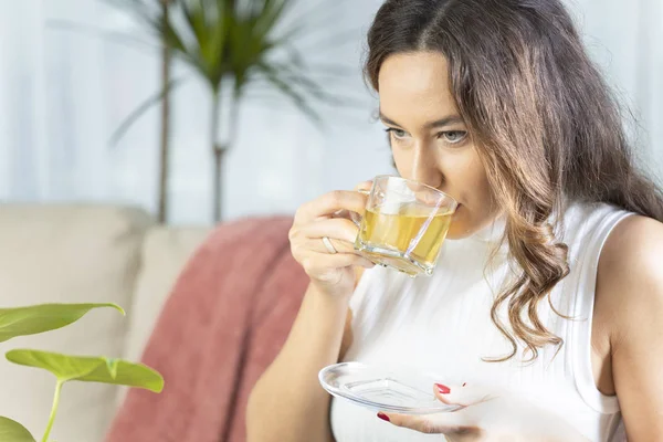 Does drinking tea increase bone density and improve osteoporosis?