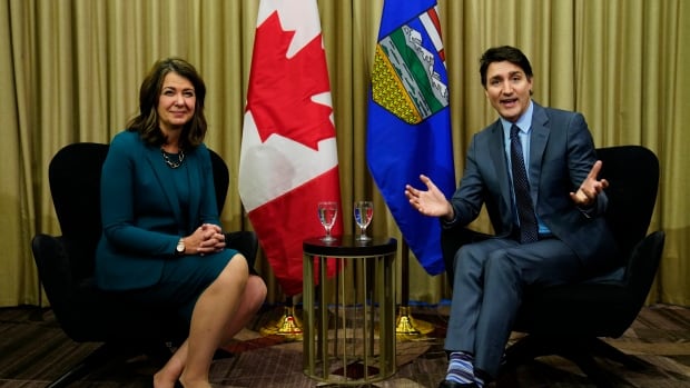 Can’t they ever just get along, Justin Trudeau and Danielle Smith? Sometimes, yes!