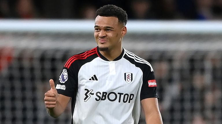 Rodrigo Muniz gives a thumbs-up after scoring Fulham's third goal against Spurs