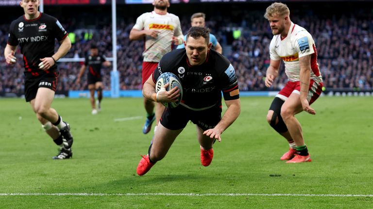 Alex Goode touches down for Saracens' eighth try