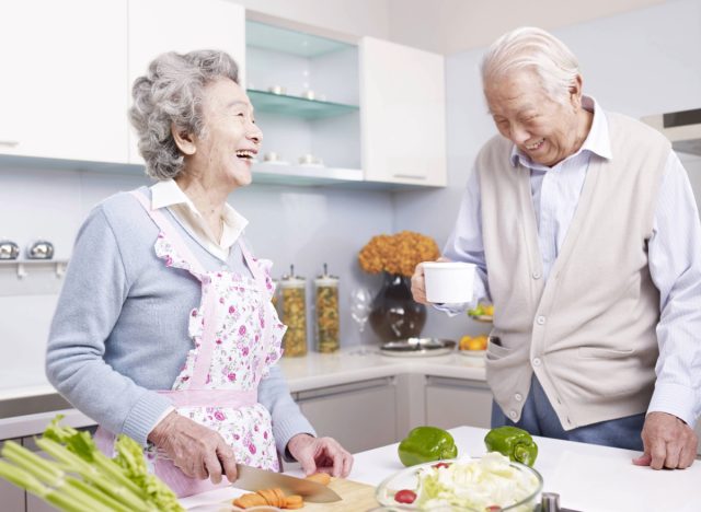 What Is the ‘Okinawa Diet’ & Can It Help You Live Longer?