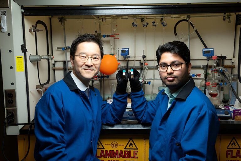 Using CO₂ and biomass, researchers find path to more environmentally friendly recyclable plastics