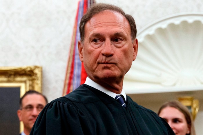 Samuel Alito 