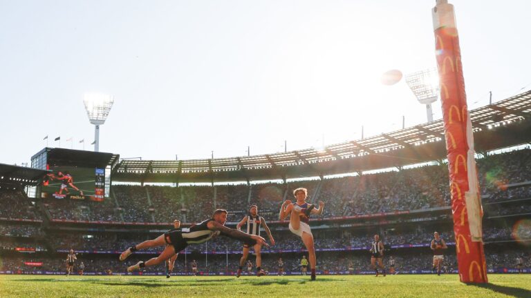 NFL game at MCG, MCC in talks with Victorian government, Tom Morris